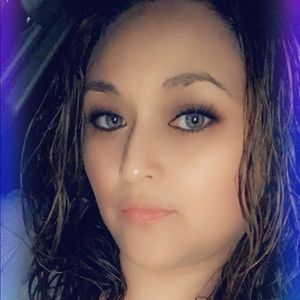 Meet your Posher, Edna